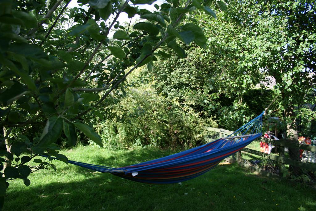 The Cobblers Bed And Breakfast Bishampton Экстерьер фото