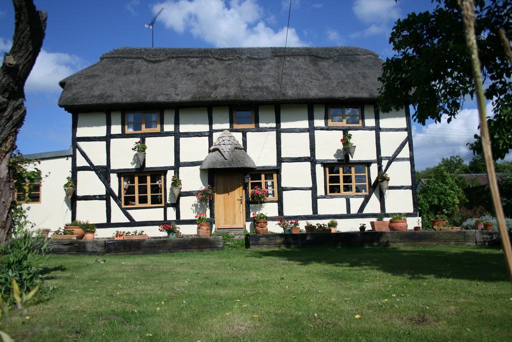 The Cobblers Bed And Breakfast Bishampton Экстерьер фото